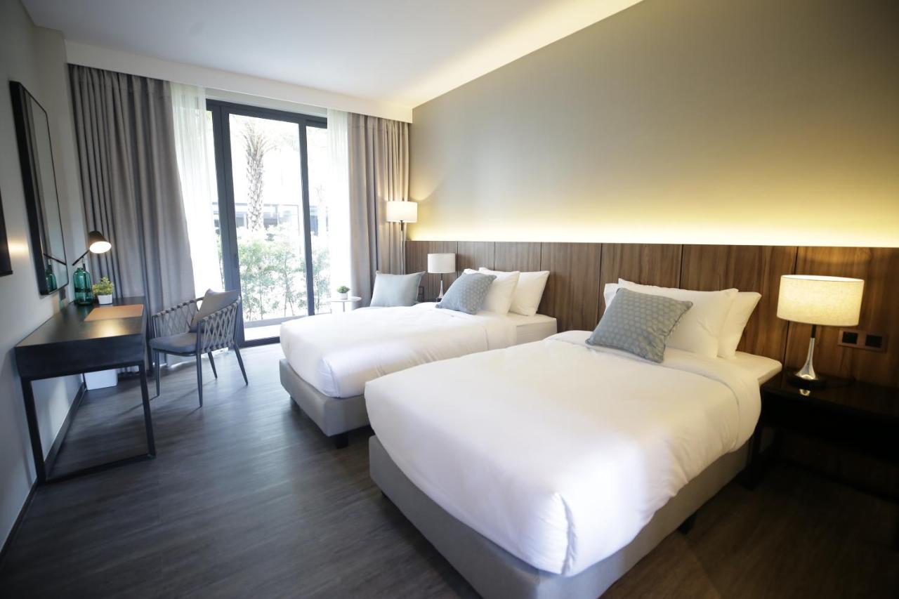 The Maximilian Hotel Cauayan Zewnętrze zdjęcie