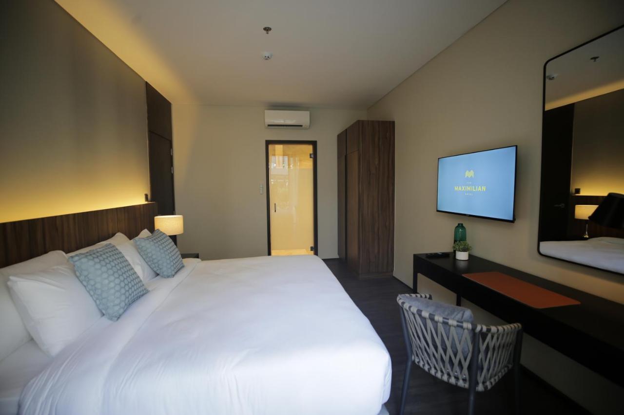 The Maximilian Hotel Cauayan Zewnętrze zdjęcie