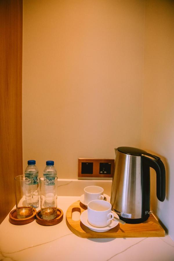 The Maximilian Hotel Cauayan Zewnętrze zdjęcie